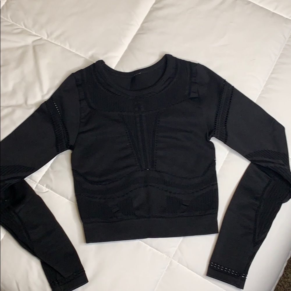 Fabletics Mesh Crop Top Long Sleeve